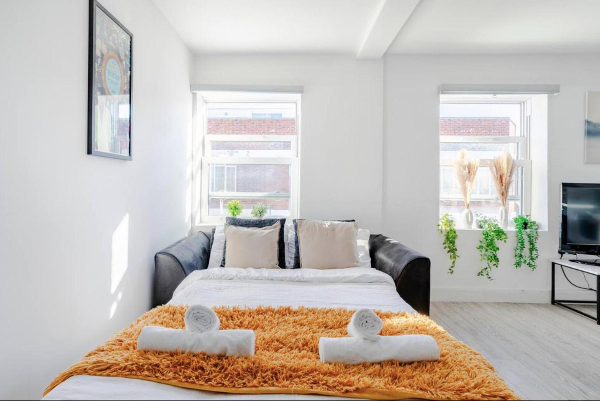 1-bed In Bricklane Shoreditch - 6 Sleeps * Londra